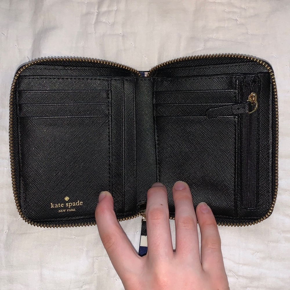NEW Kate Spade Wallet - Picture 3 of 4